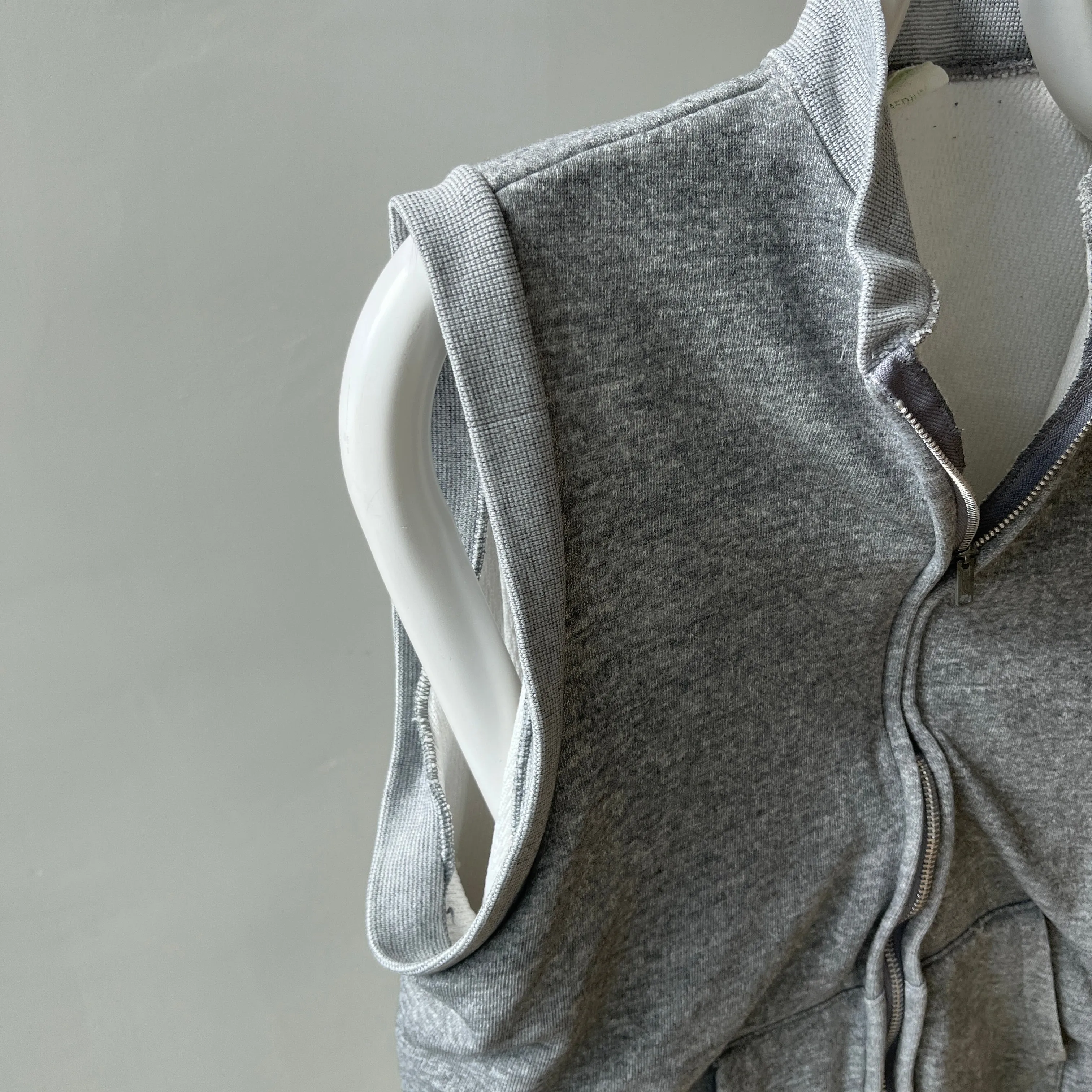 1980s Gray Insulated Sweatshirt Vest - Zip Up