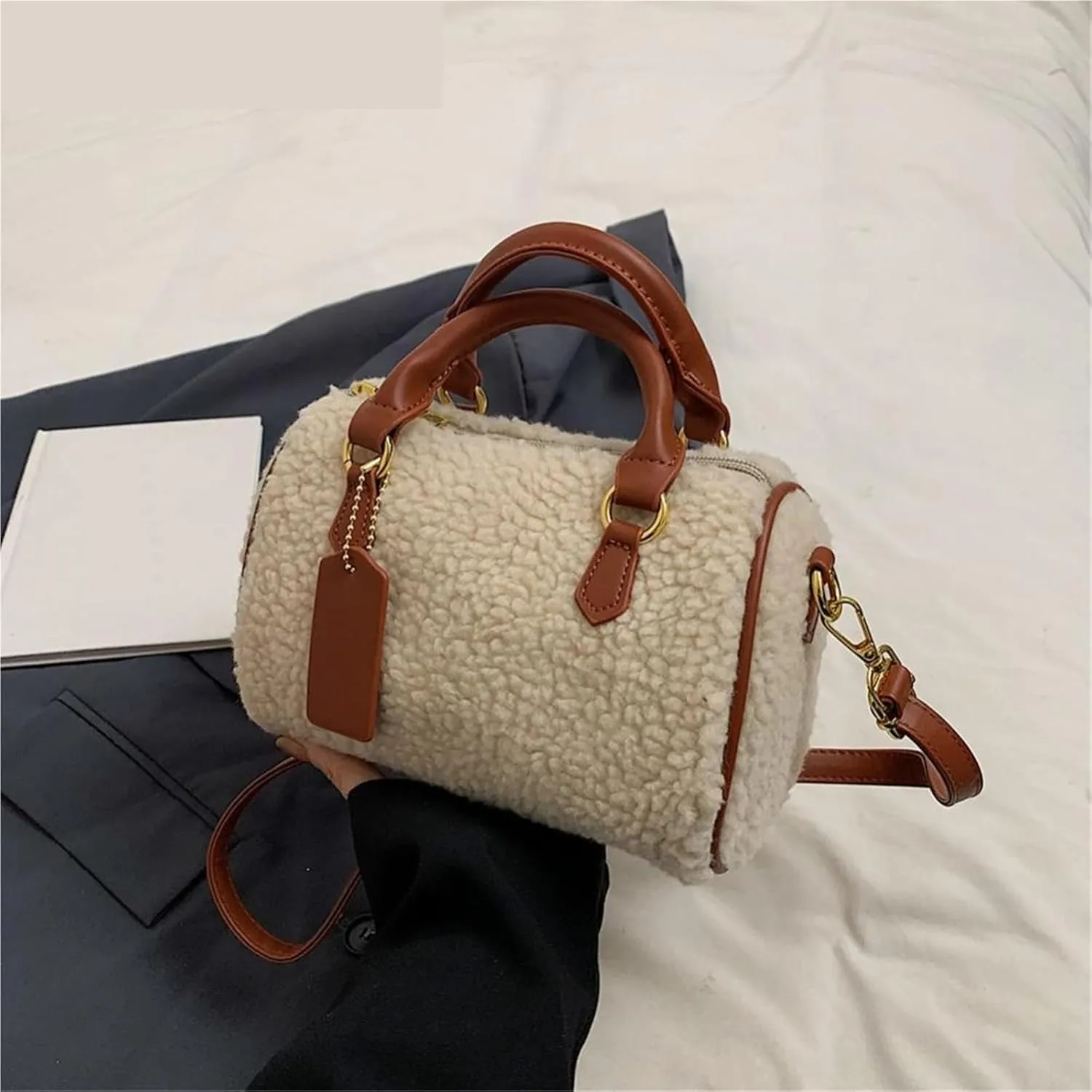 Fluffy Tote Bag Autumn Winter Plush Barrel Bags Handbag Ladies Small Tote Purse Fluffy Cylindrical Winter Fuzzy Purses