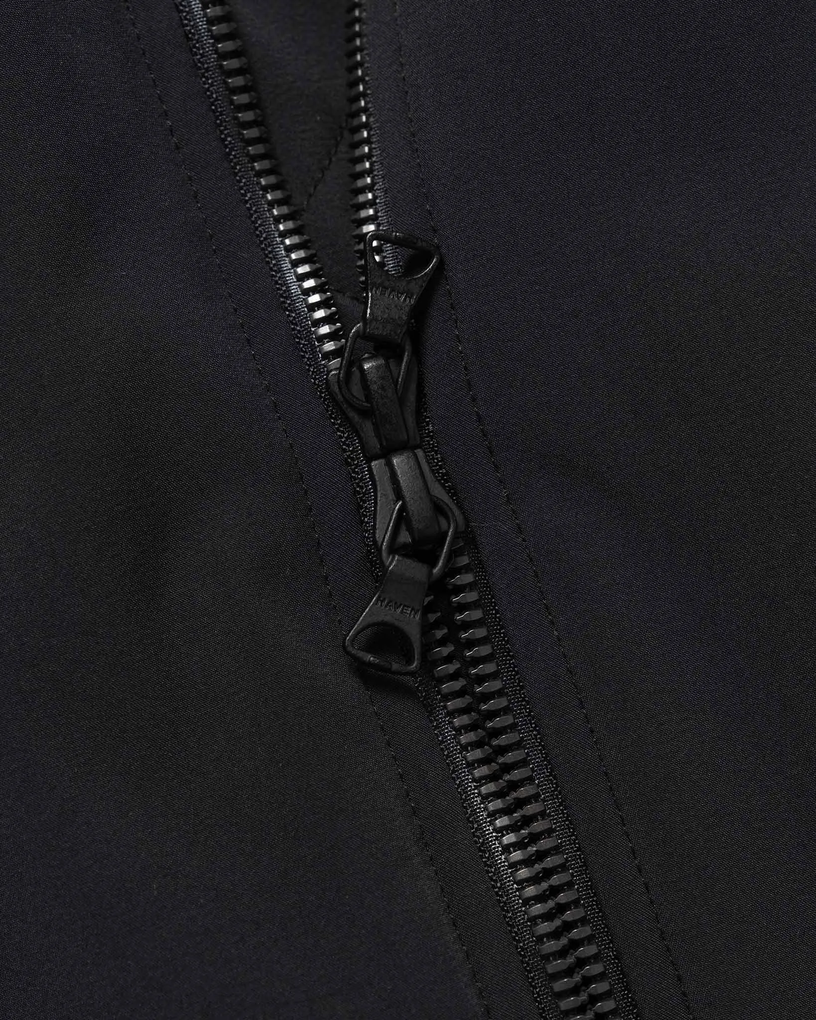 Pilot Jacket - GORE-TEX WINDSTOPPER® 3L Nylon / Primaloft® - Black