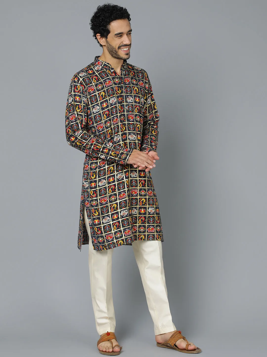 VASTRAMAY Men's Navy Blue Patola Kurta Set